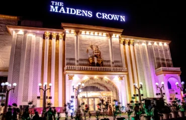 The-Maidens-Crown-Banquet-Hall-Peeragarhi